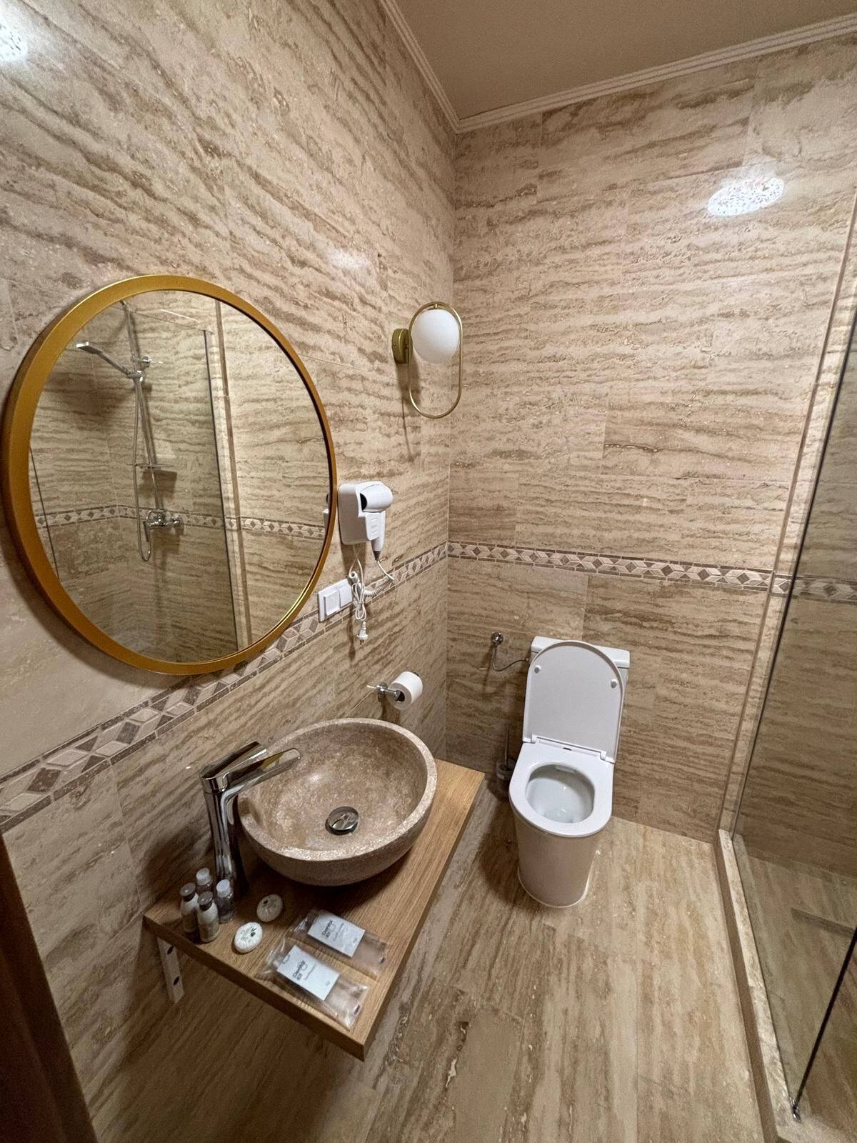 Double Room | Bathroom | Slippers