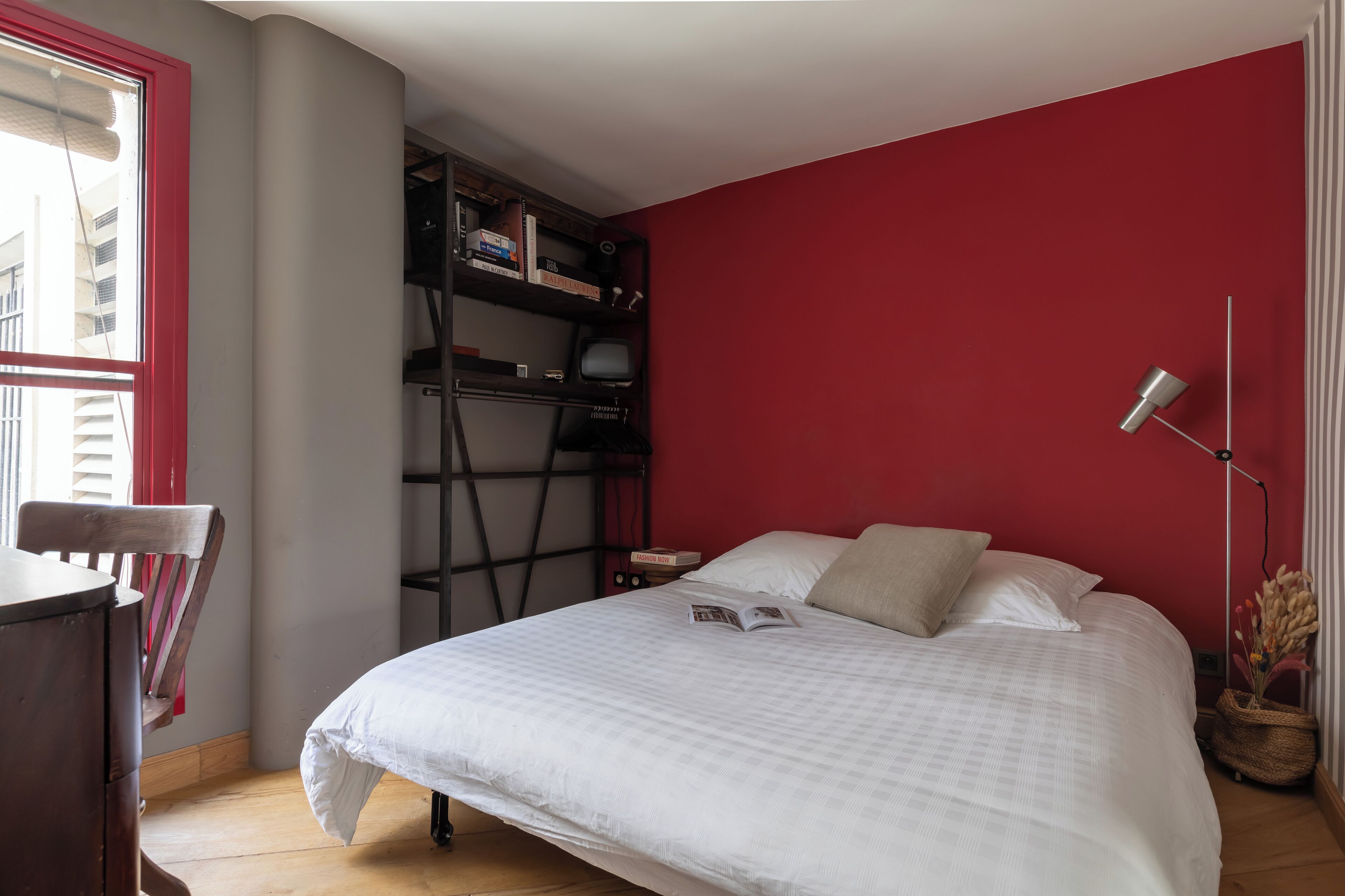 1 slaapkamer, een strijkplank/strijkijzer, wifi, beddengoed