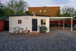 Exterior - House & Casita / Fenced / Near U of A / 2 BR 2 BA (Tucson)