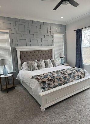 5 bedrooms, desk, free WiFi, bed sheets