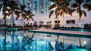 Pool - 13th floor apartment with sea view (Ponta de Campina Cabedelo)