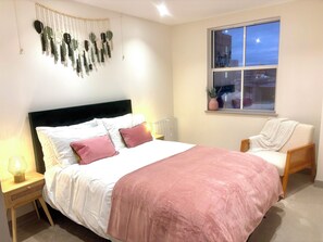1 bedroom, free WiFi, bed sheets