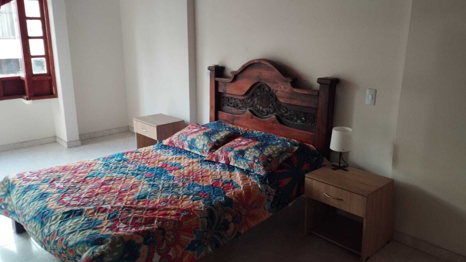 5 quartos, Wi-Fi, roupa de cama