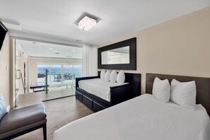 2 bedrooms, iron/ironing board, travel cot, free WiFi