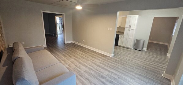 Living area - 12371 Sharpview Dr (Houston)