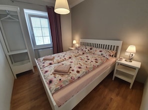 4 chambres, accĂšs Internet, draps fournis