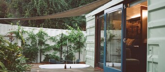The Carriage (Outdoor Private Bath)
