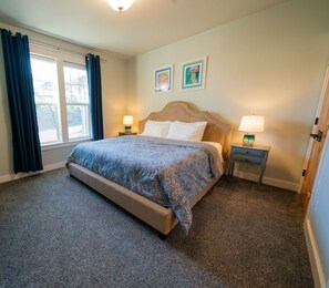 4 Schlafzimmer, Bügeleisen/Bügelbrett, kostenloses WLAN, Bettwäsche