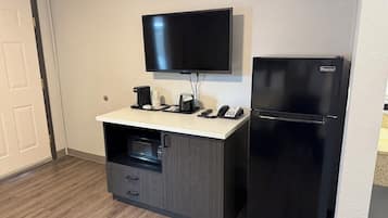 Televisi layar datar 40-inci dengan saluran TV kabel