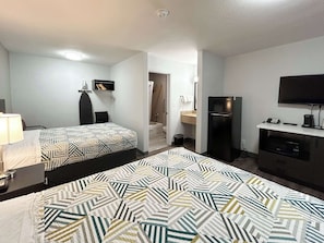 Iron/ironing board, free WiFi, bed sheets