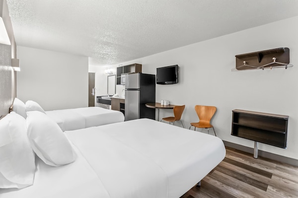 Standard Room, 2 Queen Beds, Non Smoking, Kitchenette | WiFi (free), bed sheets