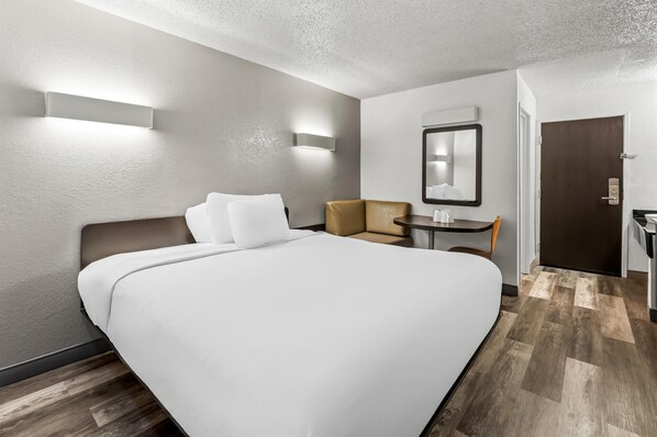 Free WiFi, bed sheets