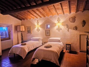 Spa - Golden Hour - wedding in Florence  (Toscana)