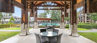 The Beach House - Duplex with Pool in Sunny Parksville at Rathtrevor beach