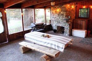 Property grounds - Ambassador Springs Resort - Weddings, Reunions, Retreats, Events - Pool Sauna EV (Randle)