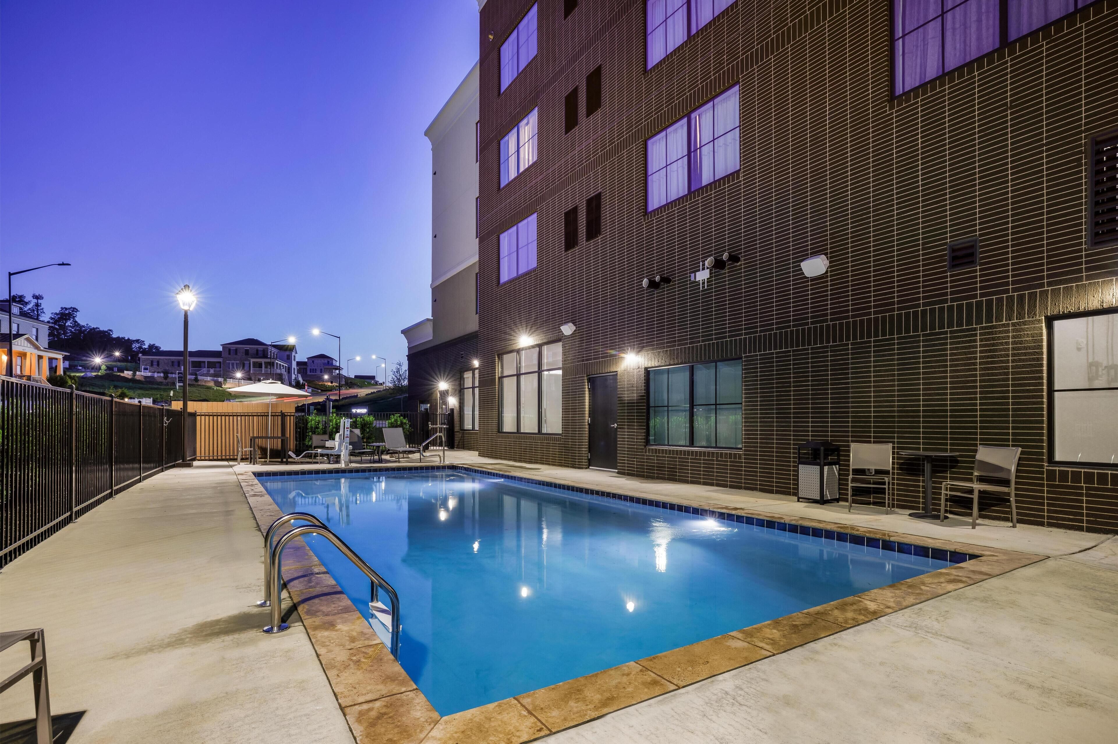 Seasonal outdoor pool