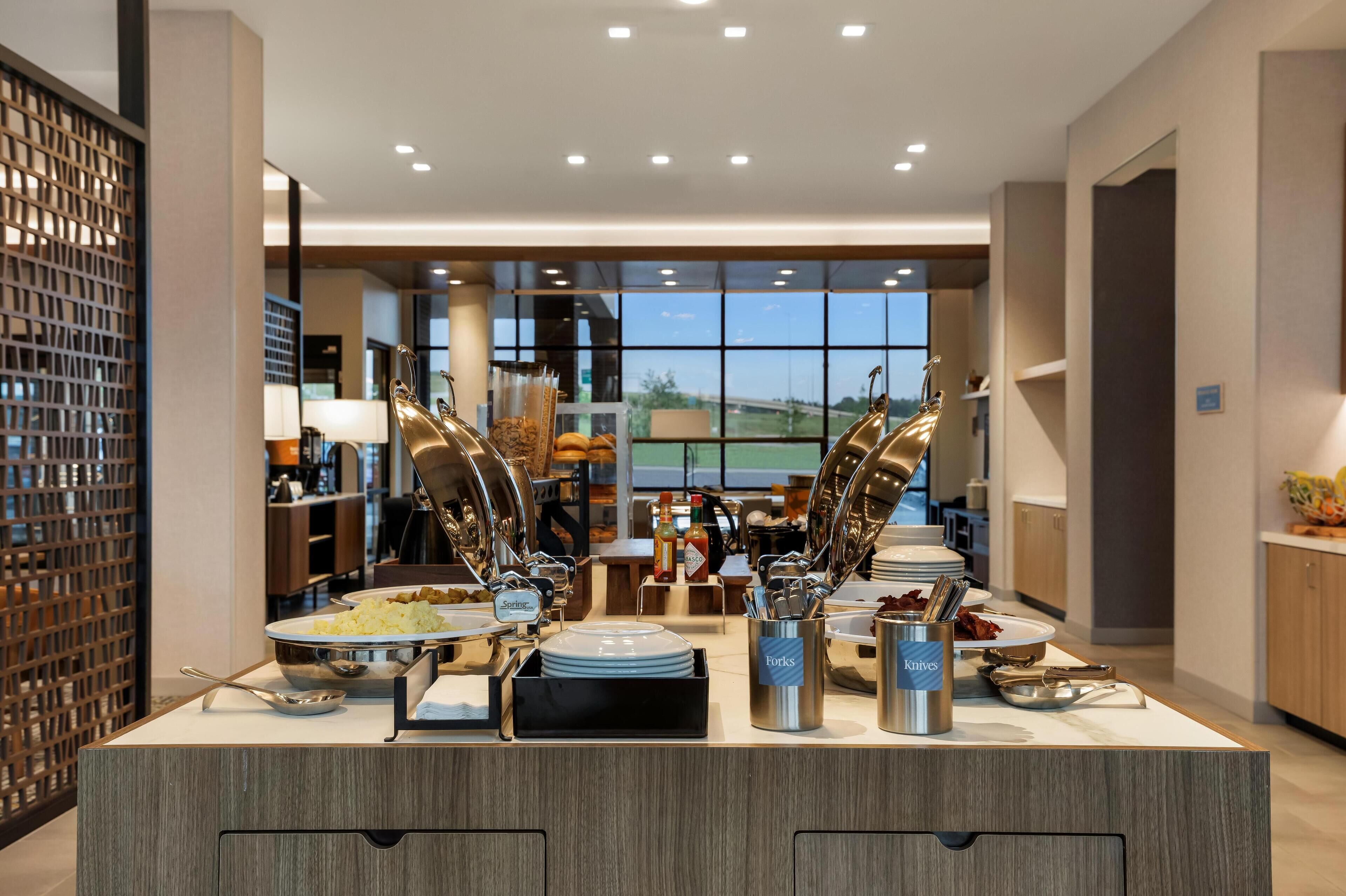 包每日自助早餐