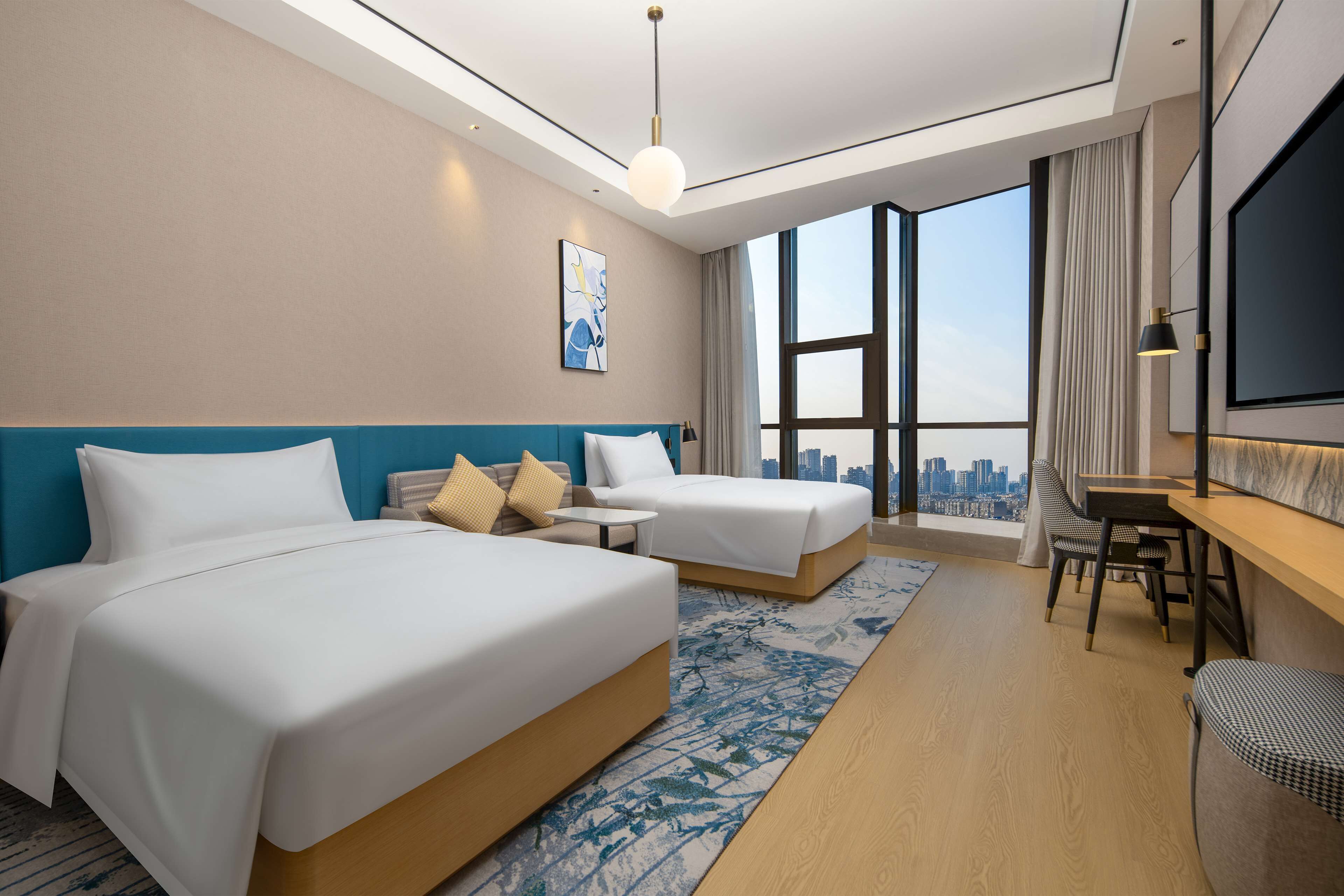 WiFi (free), bed sheets