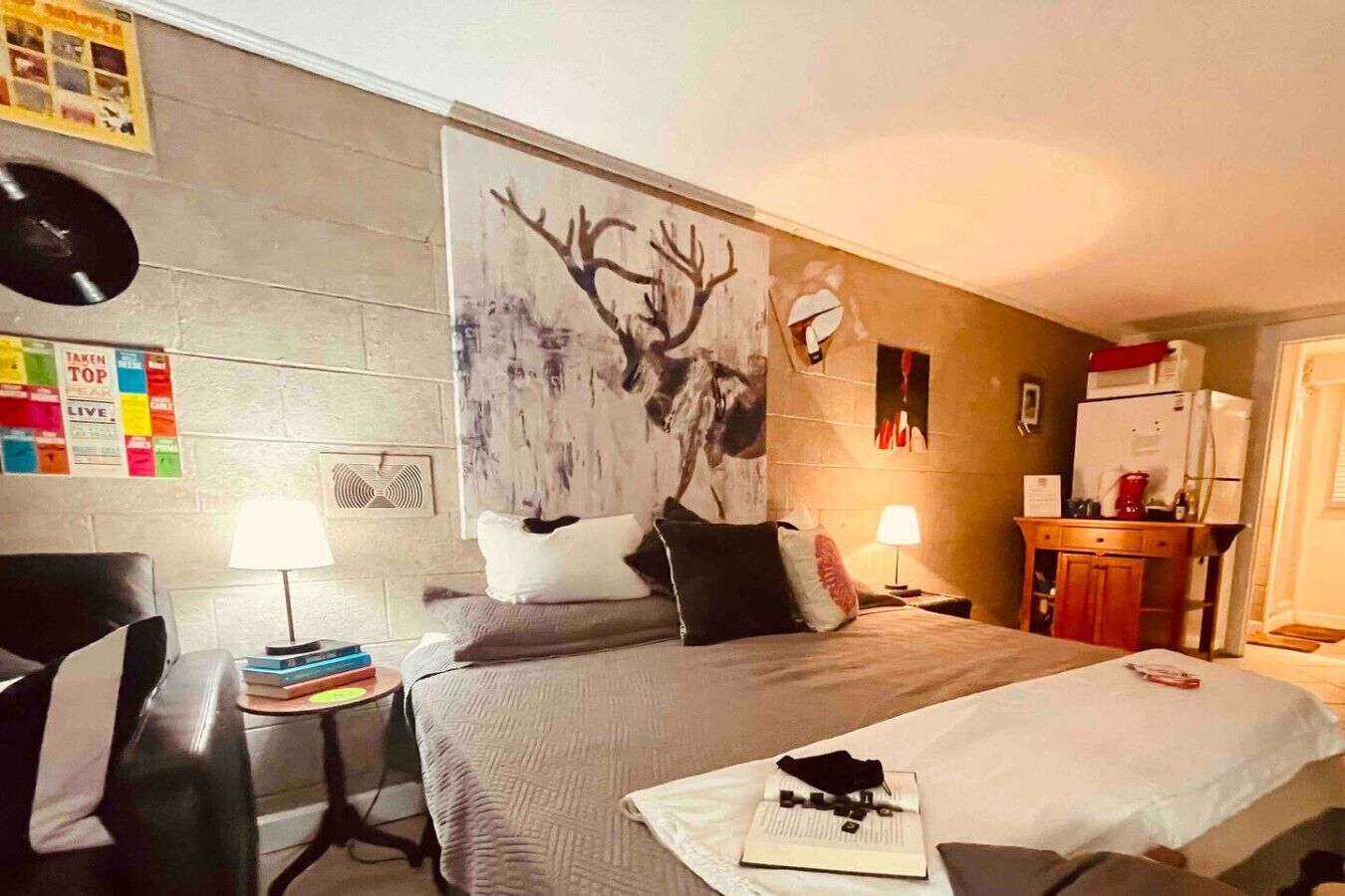 1 bedroom, desk, iron/ironing board, WiFi