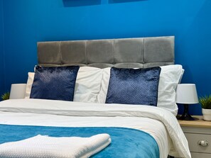 4 habitaciones, tabla de planchar con plancha y wifi gratis