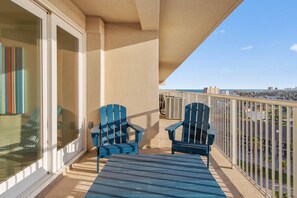 Terrace/patio - Solare Tower Panoramic Paradise (South Padre Island)