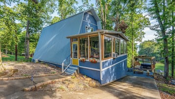 Studio (4 Bedrooms) | Property amenity