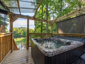 Studio (4 Bedrooms) | Property amenity - Emerald Cove by Jackson Mountain Rentals (Dandridge)