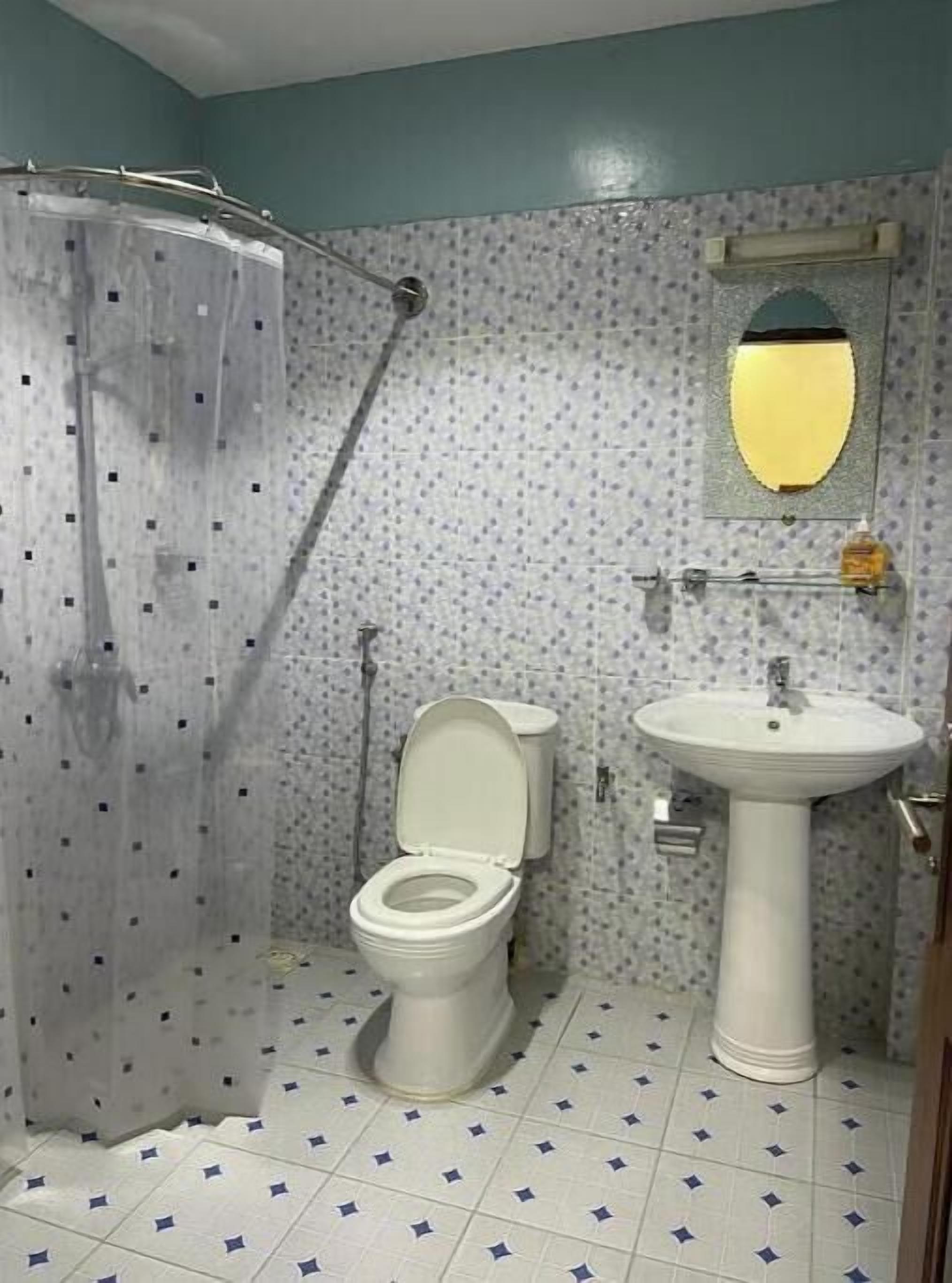 Towels, toilet paper