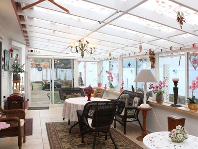 Fully Furnished Home in a Quiet Neighborhood with an Amazing Garden
