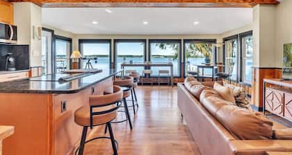 Downs By The River W/ beautiful views of Sunset!