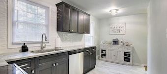 Anne & Fred`s Leonardtown Home W/ Arcade room!