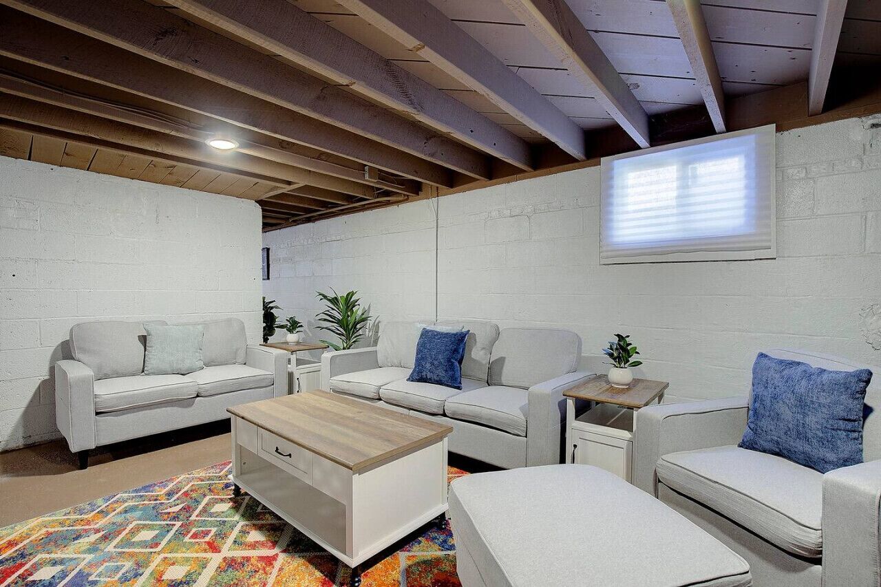 Televisión, chimenea y tenis de mesa 