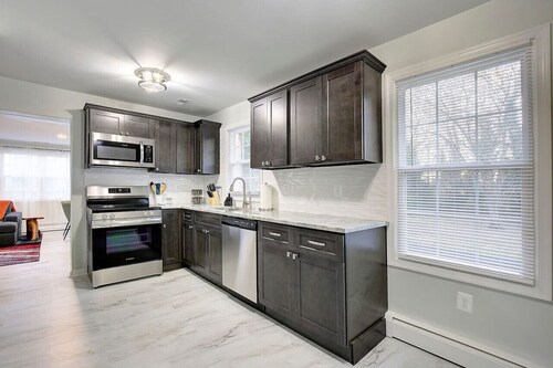 Anne & Fred`s Leonardtown Home W/ Arcade room!