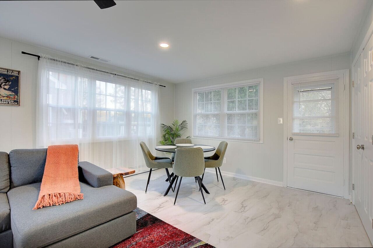 Televisión, chimenea y tenis de mesa 