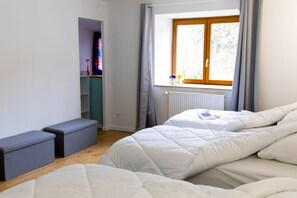 3 chambres, accĂšs au Wi-Fi (inclus), literie fournie