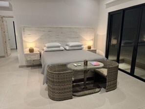 4 chambres, fer et planche à repasser, Wi-Fi, draps fournis