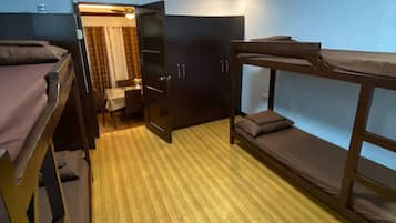 3 makuuhuonetta, Wi-Fi, vuodevaatteet