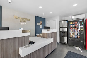 Reception - Rodeway Inn Las Vegas Fremont Street (Las Vegas)