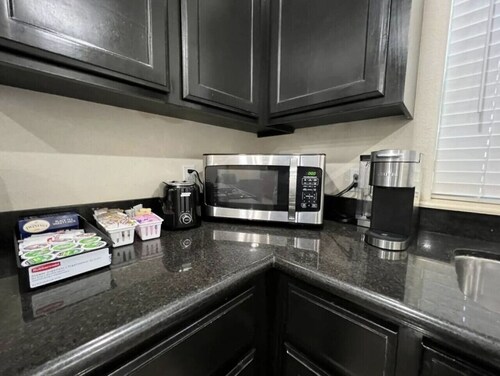 Hummingbird apartment 8