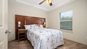 2 bedrooms, desk, iron/ironing board, free WiFi