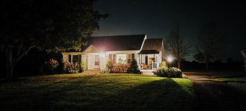 The Folk Soul - Your charming 2-bedroom Skaneateles get-away