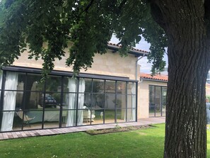 Exterior - Large vacation home (Le Bouscat)