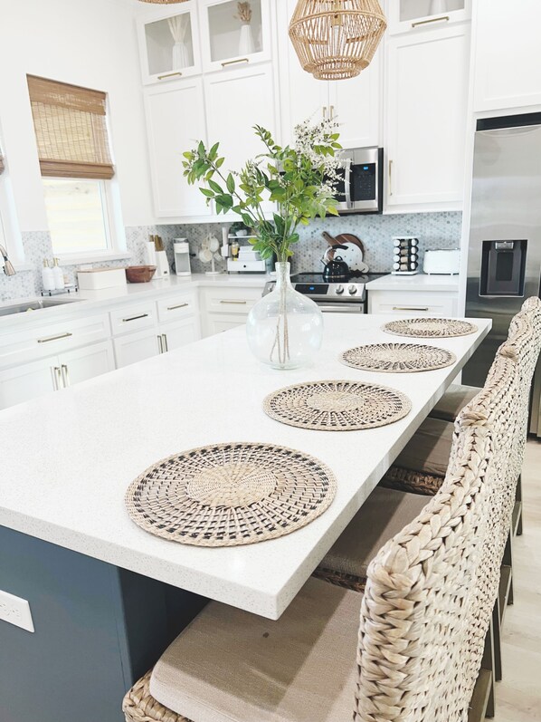 Fridge, microwave, oven, stovetop -  ~Salt and Light Beach House~ Matthew 5:13-16 (Galveston)