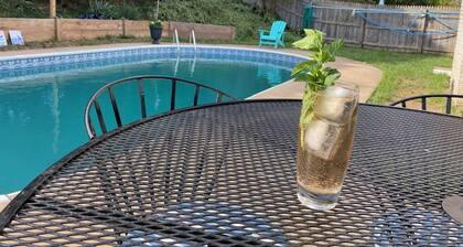 Charming 4-Bedroom Retreat w/ Pool & Playroom, Near Hersheypark & Harrisburg