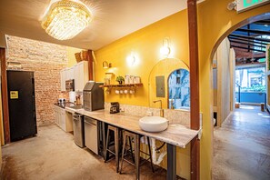 Private kitchen - Private Rental - sleeps up to 24 in Santa Barbara on State Street!  (Santa Barbara)