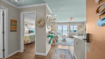 2 soverom, strykejern/-brett, wi-fi og sengetøy