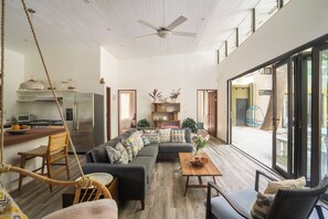 Smart TV - Oceano5, 4 bedroom Pool Villa - 4 min walk to the beach (nosara)