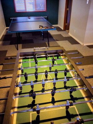 Spielezimmer