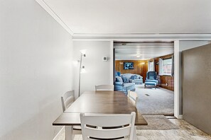 Dining - Comfortable dog-friendly home w/ pond view, deck, gas grill, wifi, TVs, kitchen (Bridgewater)