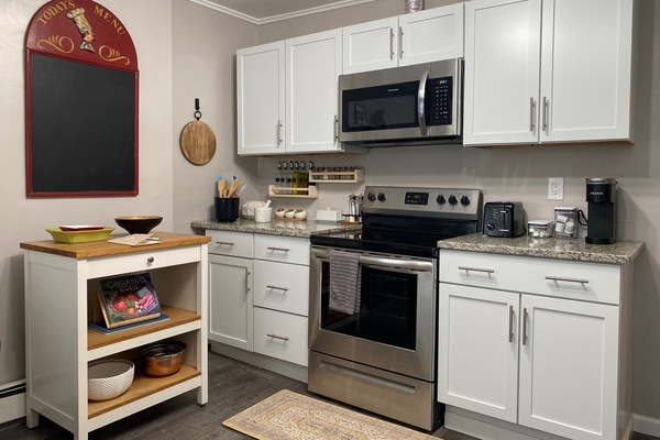 Micro-ondas, fogão, cooktop, lava-louças